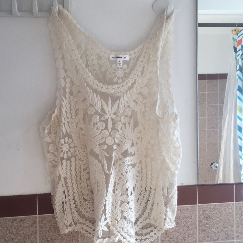Off-white tank top
